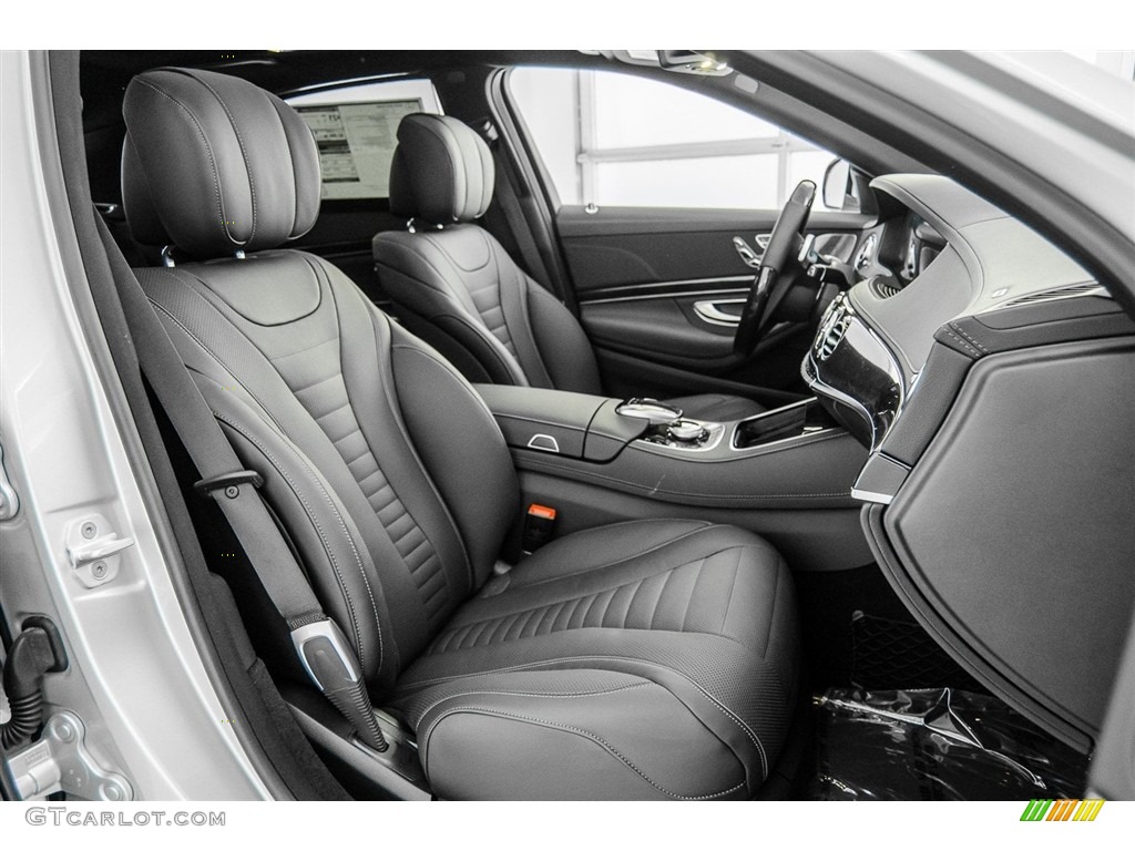 Black Interior 2018 Mercedes-Benz S 560 Sedan Photo #124773041