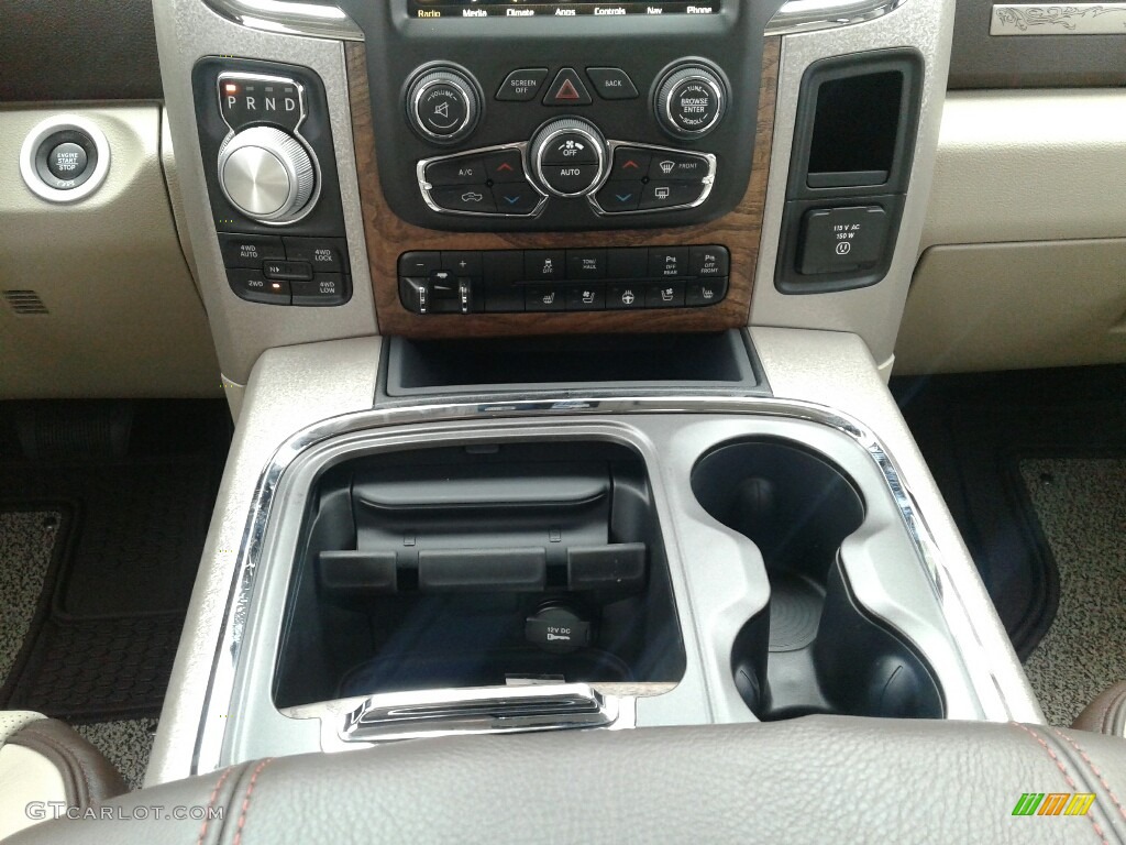 2018 1500 Laramie Longhorn Crew Cab 4x4 - Pearl White / Canyon Brown/Light Frost Beige photo #18