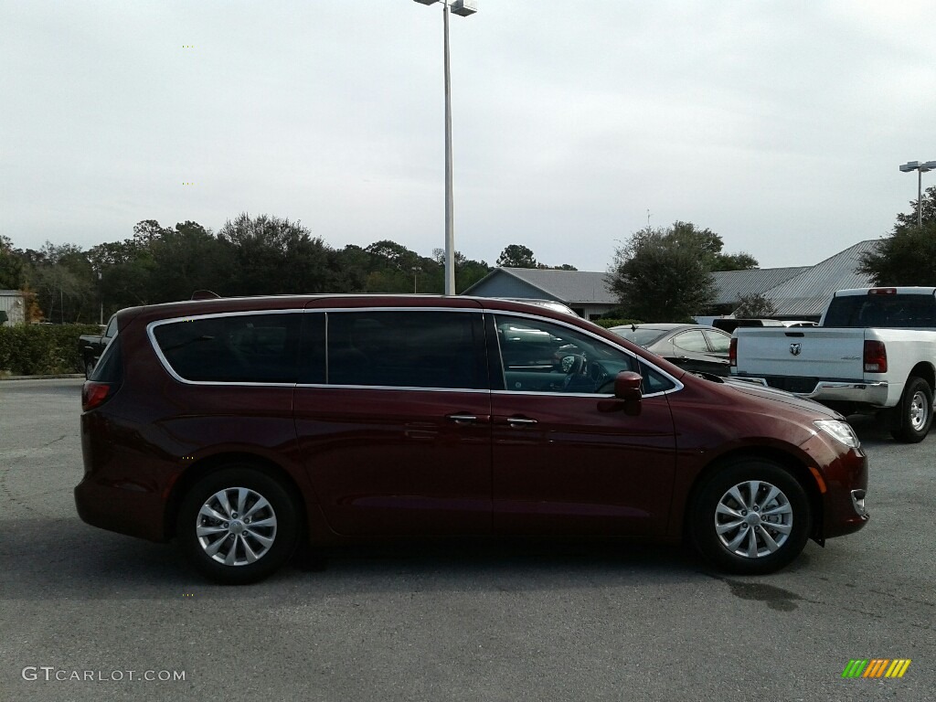 2018 Pacifica Touring Plus - Velvet Red Pearl / Black/Alloy photo #6
