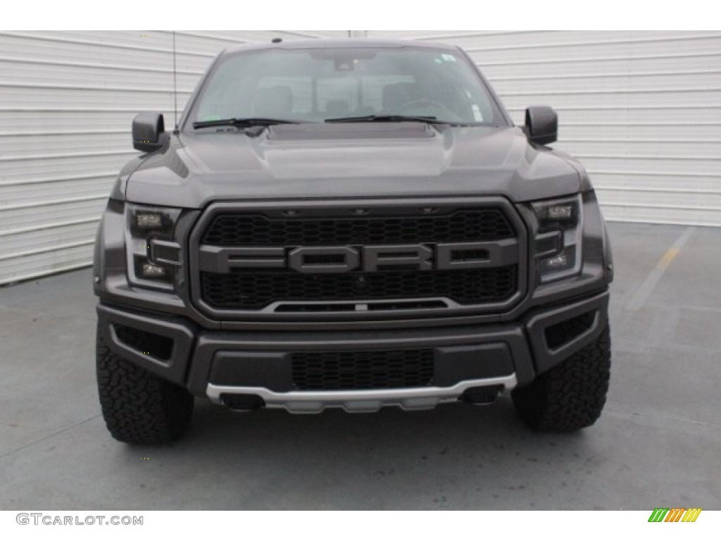 2018 F150 SVT Raptor SuperCrew 4x4 - Magnetic / Raptor Black photo #2