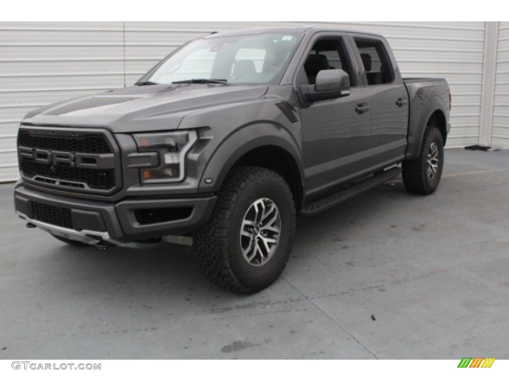 2018 F150 SVT Raptor SuperCrew 4x4 - Magnetic / Raptor Black photo #3