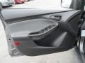 Sterling Grey Metallic - Focus SE 5-Door Photo No. 14