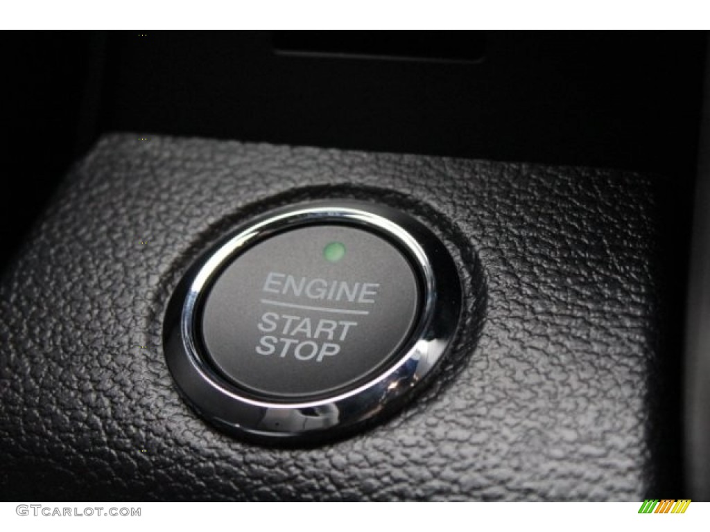 2018 Ford Expedition XLT Controls Photo #124784111
