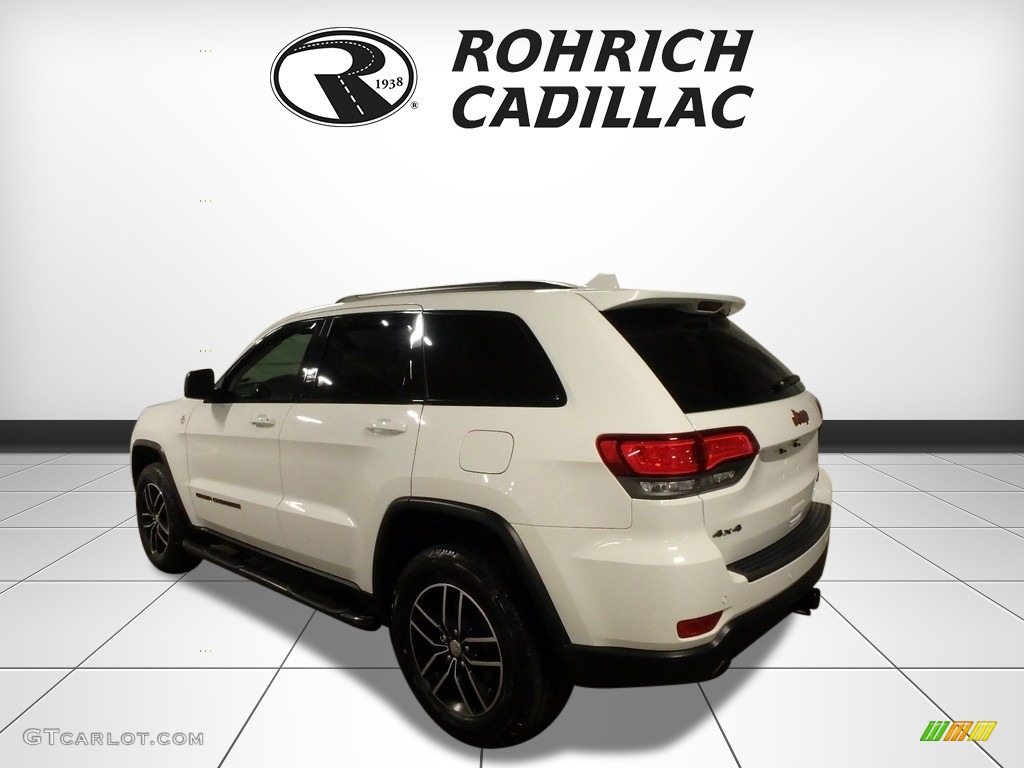 2017 Grand Cherokee Trailhawk 4x4 - Bright White / Black photo #3