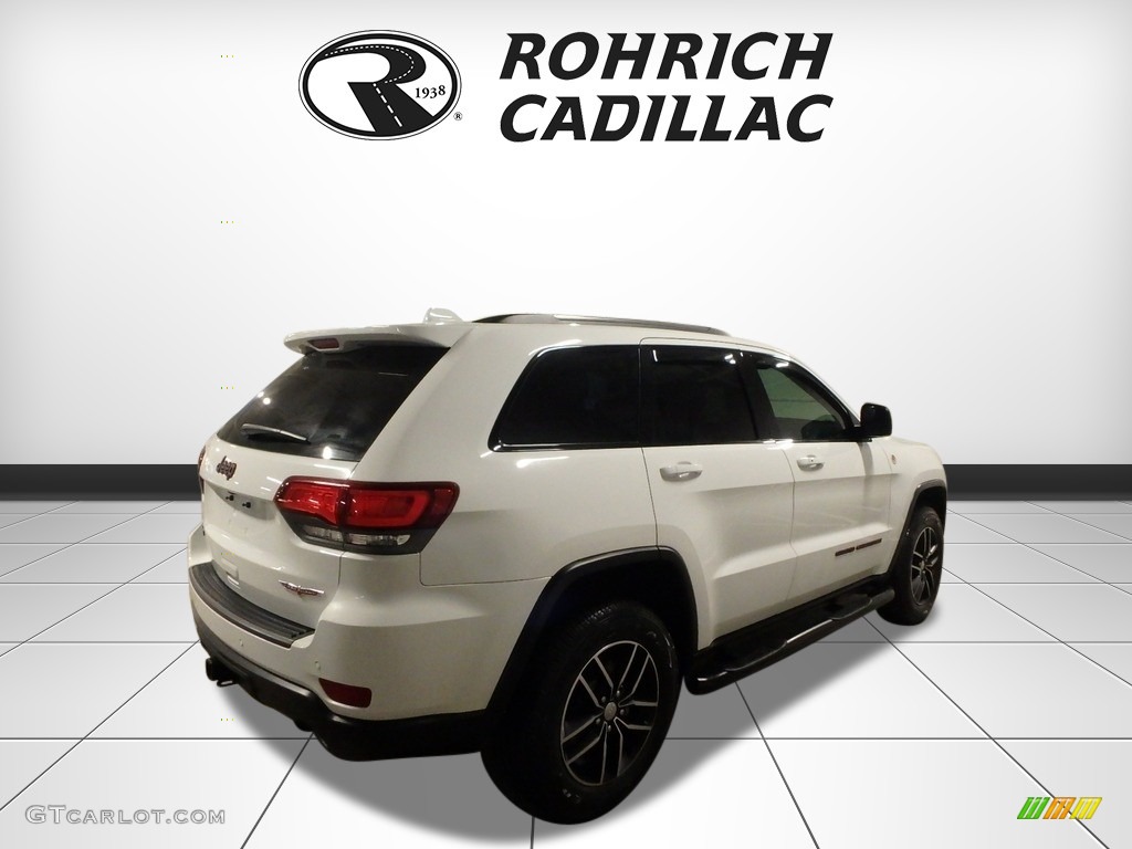 2017 Grand Cherokee Trailhawk 4x4 - Bright White / Black photo #5