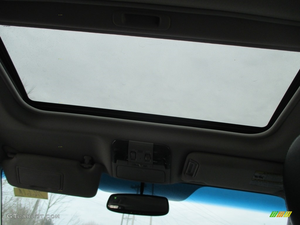 2011 Outback 2.5i Limited Wagon - Graphite Gray Metallic / Off Black photo #21
