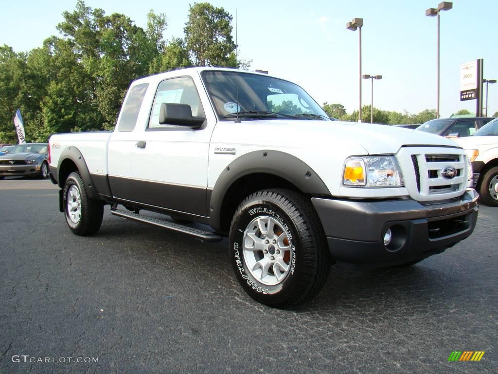 2009 Ranger FX4 Off-Road SuperCab 4x4 - Oxford White / Ebony/Red photo #1