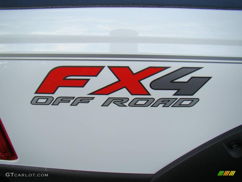 2009 Ranger FX4 Off-Road SuperCab 4x4 - Oxford White / Ebony/Red photo #17