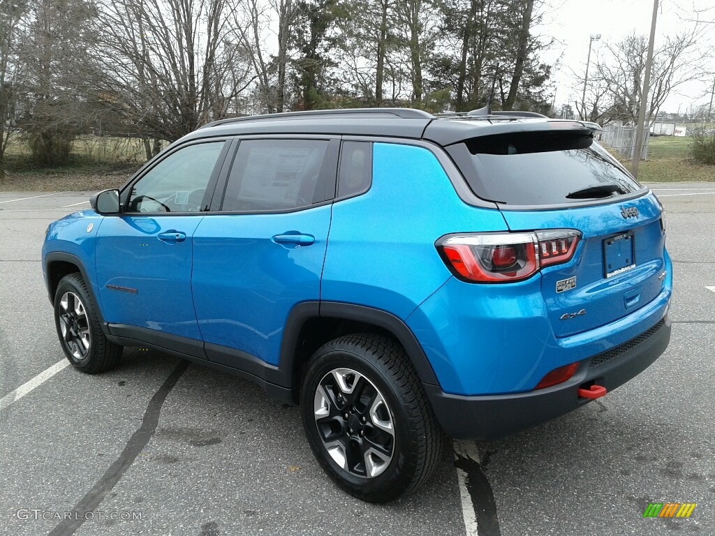 2018 Compass Trailhawk 4x4 - Laser Blue Pearl / Black/Ruby Red photo #8