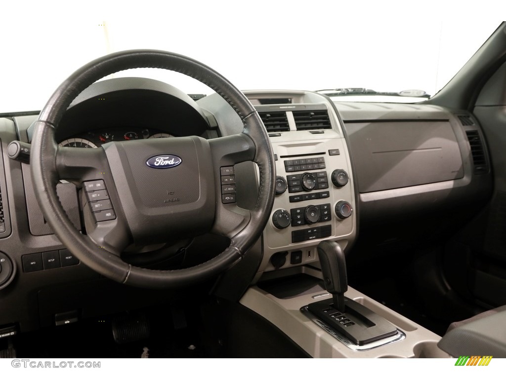 2011 Escape XLT - Gold Leaf Metallic / Charcoal Black photo #7