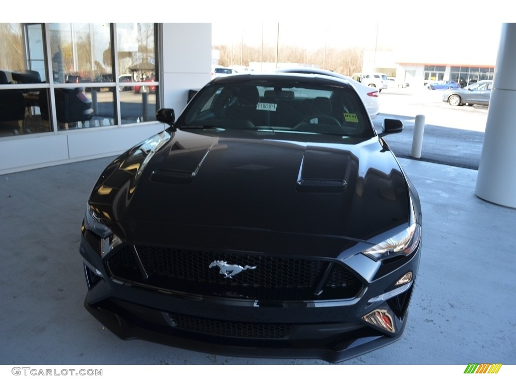 2018 Mustang GT Fastback - Shadow Black / Ebony w/Alcantara photo #4