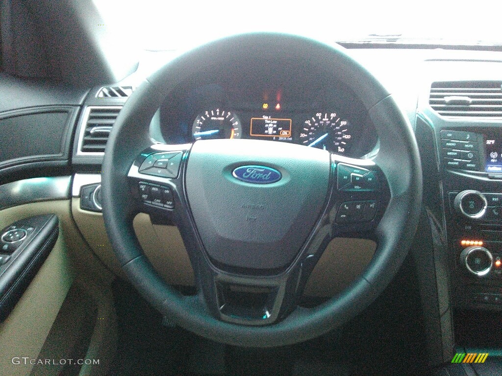 2016 Explorer FWD - Shadow Black / Medium Light Camel photo #9