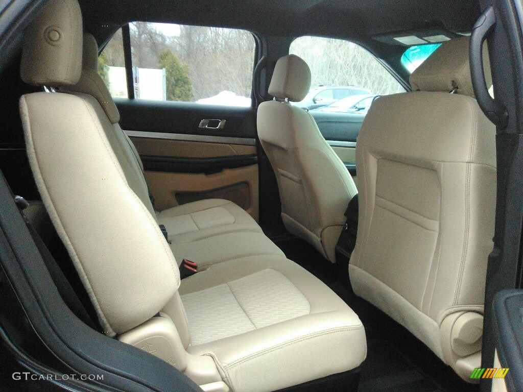 2016 Explorer FWD - Shadow Black / Medium Light Camel photo #11
