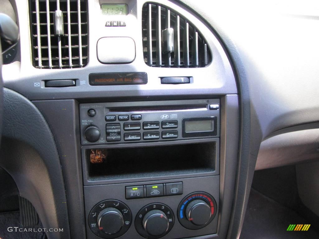 2004 Elantra GLS Sedan - Crimson Dark Red / Gray photo #15