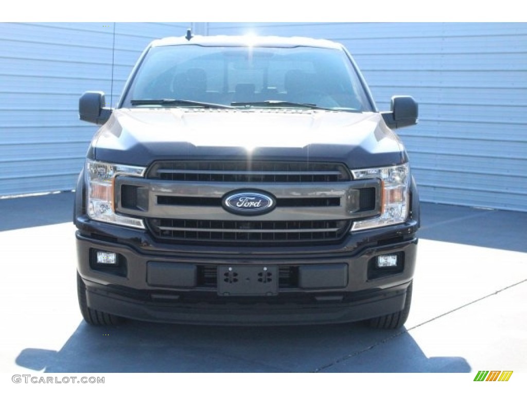 2018 F150 XLT SuperCrew - Magnetic / Black photo #2