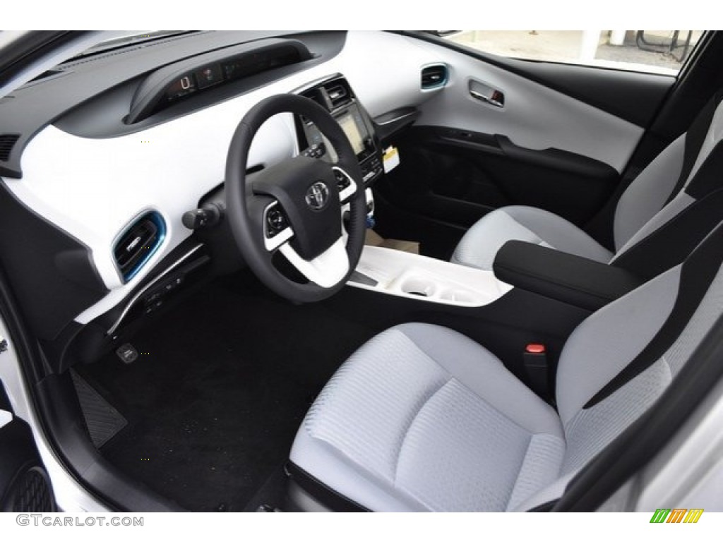 Moonstone Interior 2018 Toyota Prius Three Photo #124799736