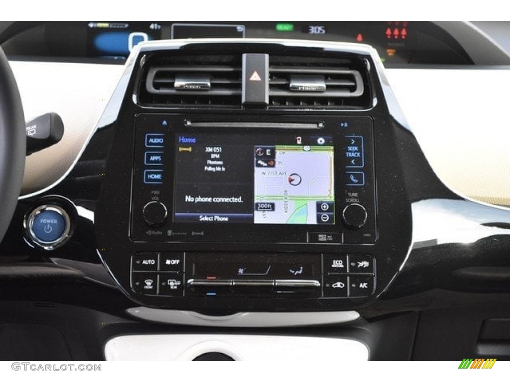 2018 Toyota Prius Three Navigation Photo #124799958