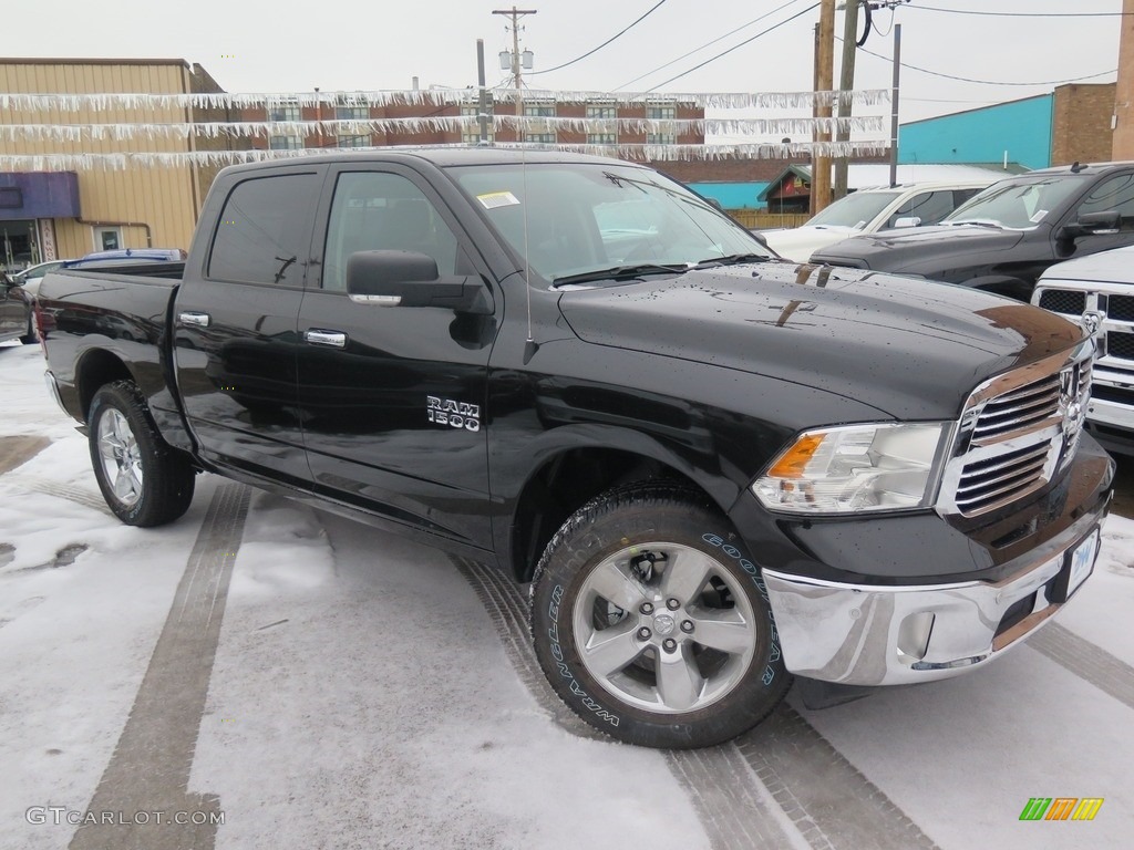 2018 1500 Big Horn Crew Cab 4x4 - Brilliant Black Crystal Pearl / Black/Diesel Gray photo #3