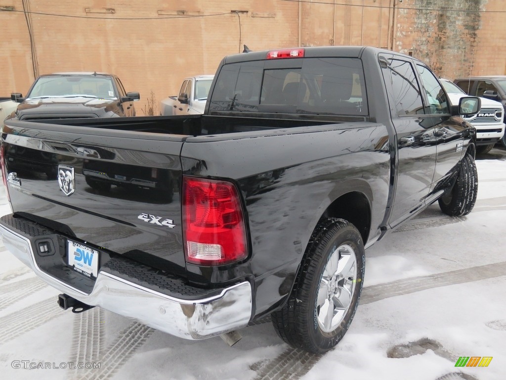 2018 1500 Big Horn Crew Cab 4x4 - Brilliant Black Crystal Pearl / Black/Diesel Gray photo #9