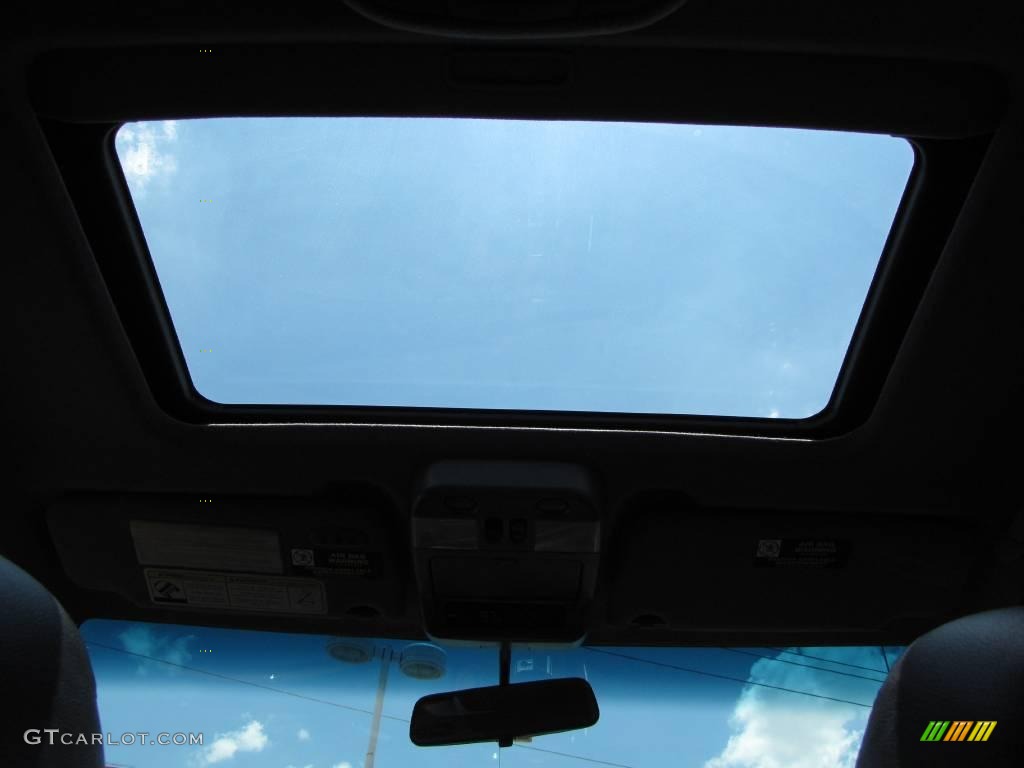 2002 QX4 4x4 - Black Obsidian / Graphite photo #22
