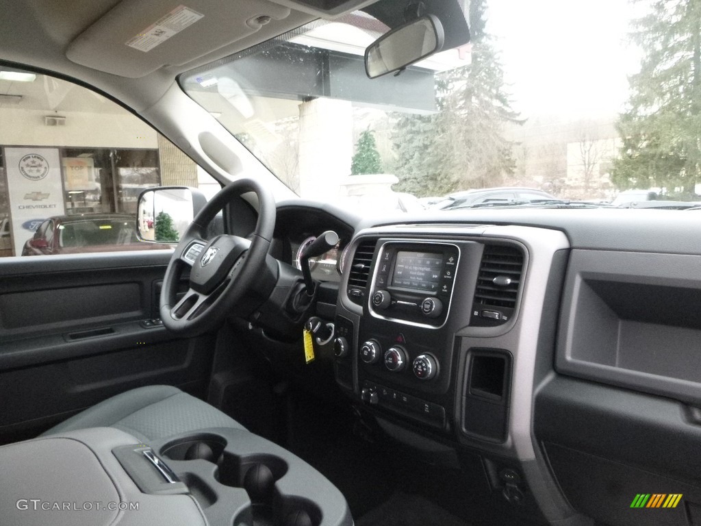 2017 2500 Tradesman Crew Cab 4x4 - Black Forest Green Pearl / Black/Diesel Gray photo #12