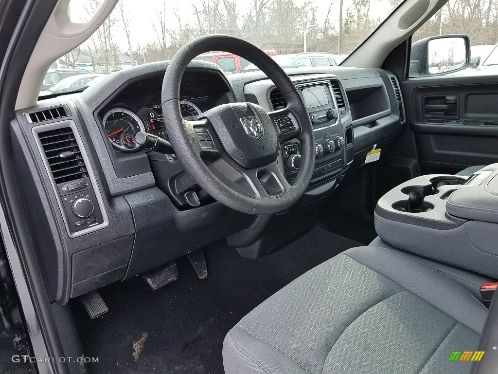2018 1500 Express Quad Cab 4x4 - Brilliant Black Crystal Pearl / Black/Diesel Gray photo #7
