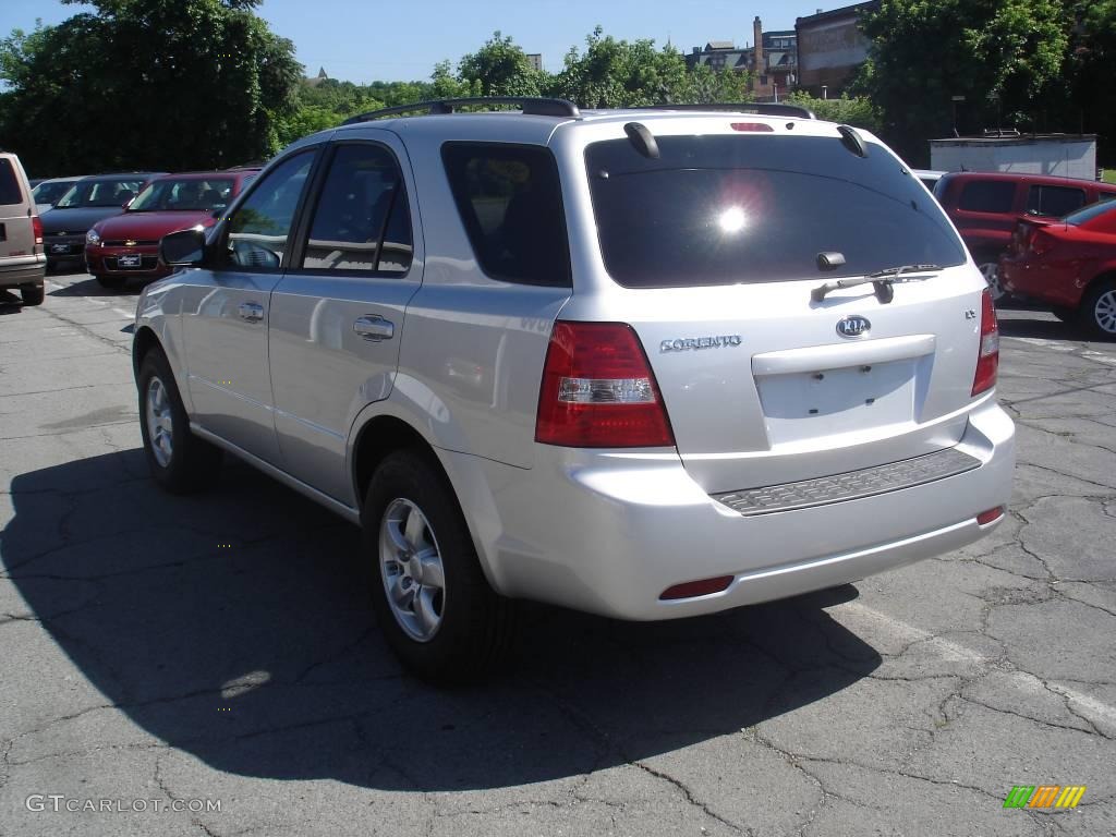 2009 Sorento LX 4x4 - Bright Silver / Gray photo #4