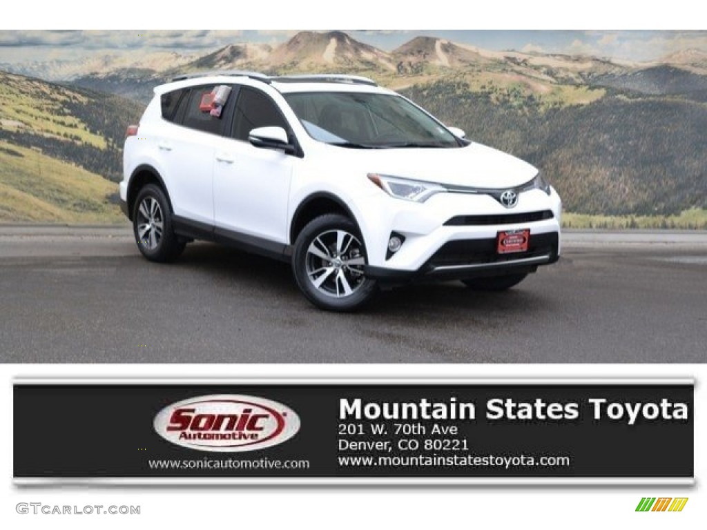 Super White Toyota RAV4