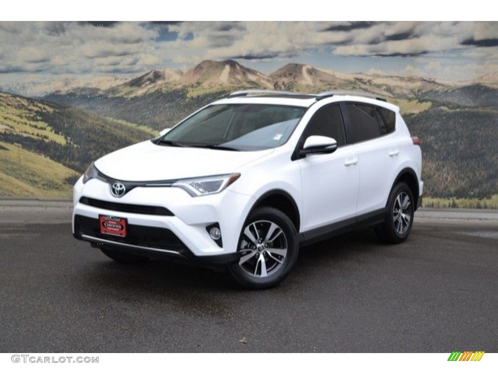 2016 RAV4 XLE AWD - Super White / Black photo #5