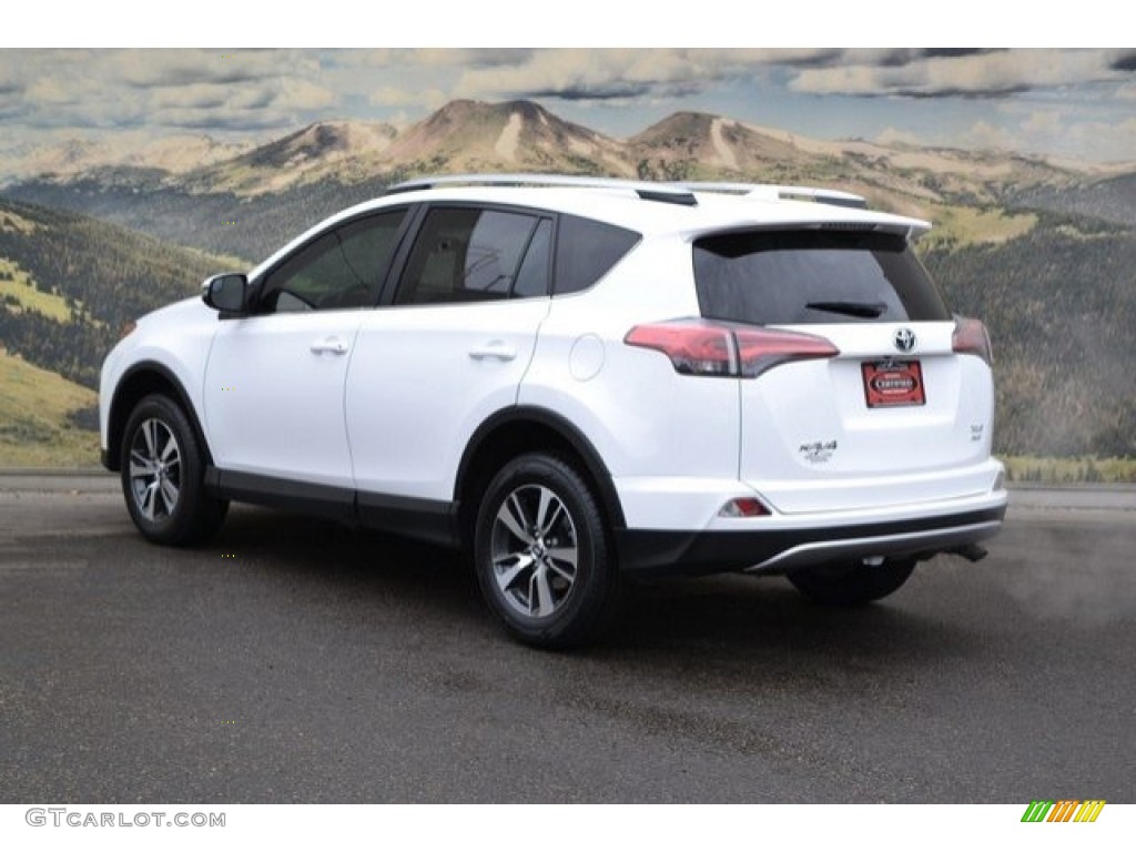 2016 RAV4 XLE AWD - Super White / Black photo #8