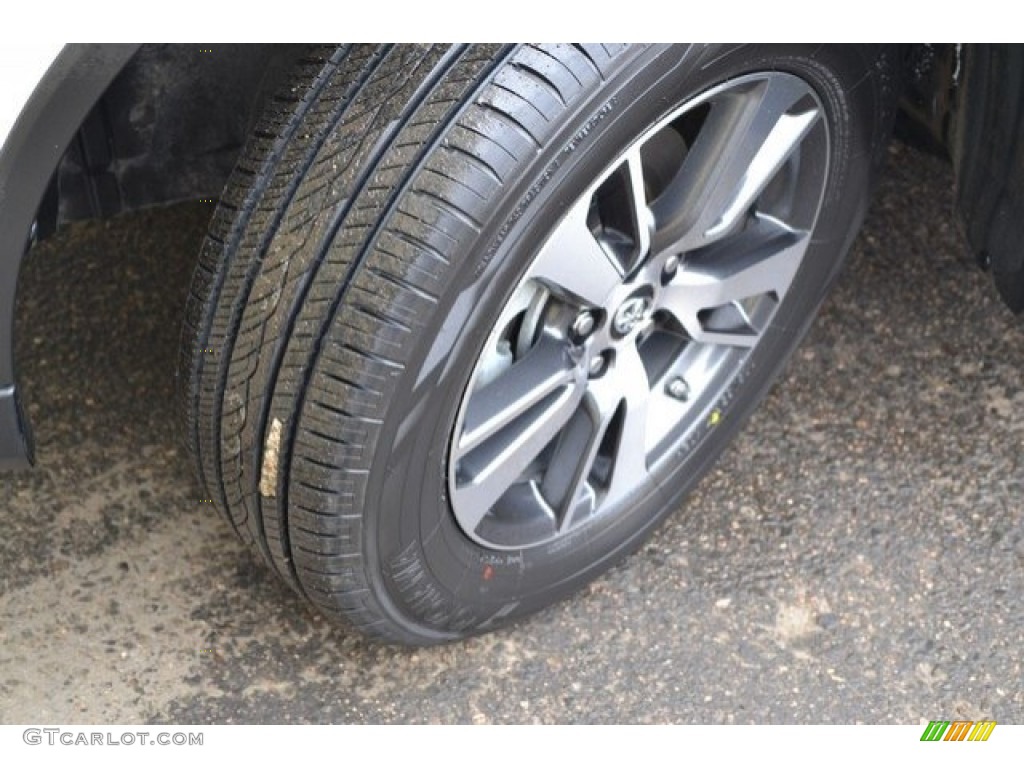 2016 RAV4 XLE AWD - Super White / Black photo #29