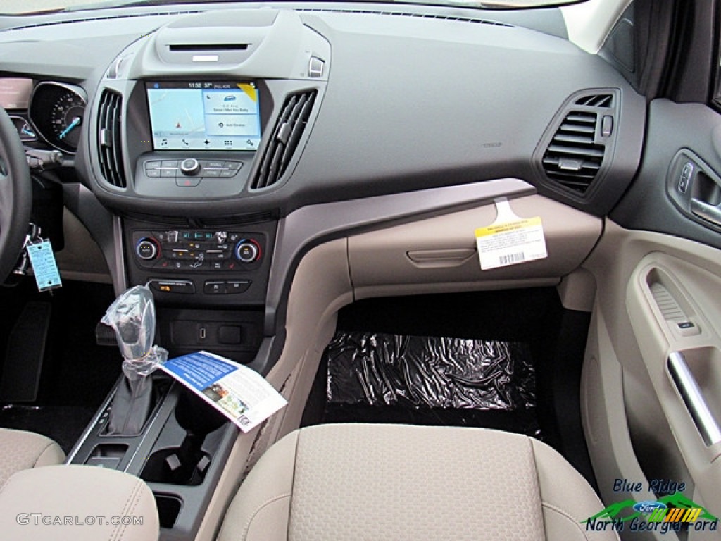 2018 Escape SE - Ruby Red / Medium Light Stone photo #22