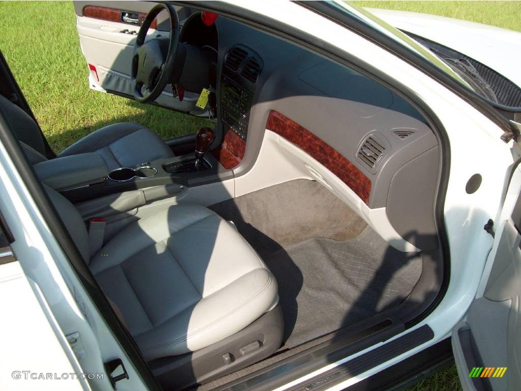 2001 LS V6 - White Pearlescent Tricoat / Light Graphite photo #9