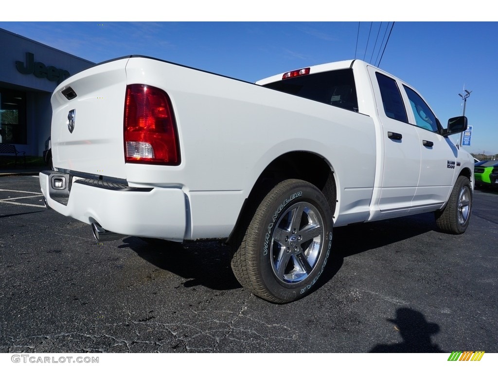 2018 1500 Express Quad Cab - Bright White / Black/Diesel Gray photo #7