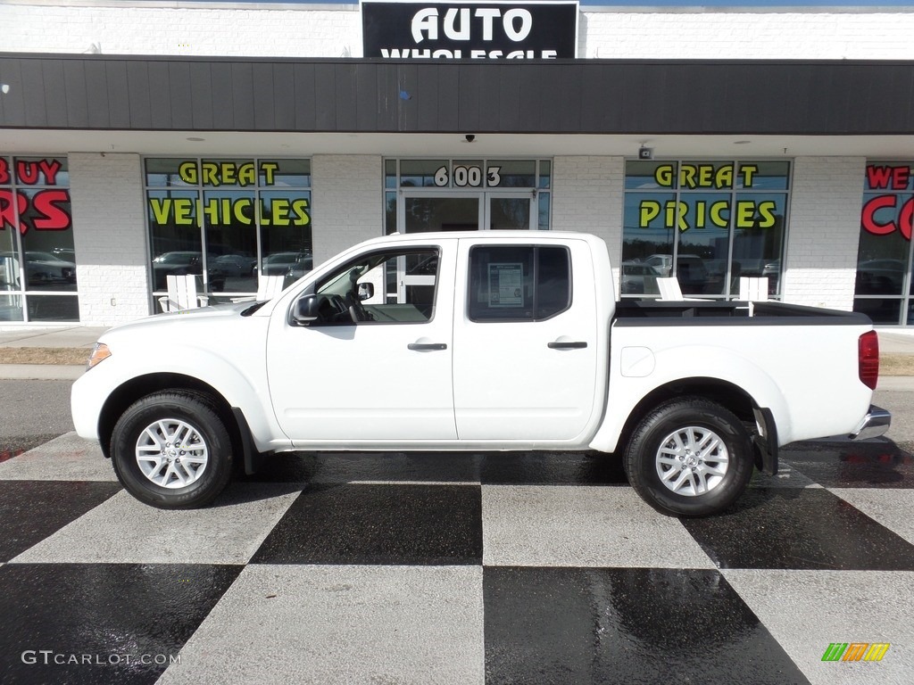 2017 Frontier SV Crew Cab 4x4 - Glacier White / Steel photo #1