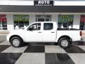 2017 Glacier White Nissan Frontier SV Crew Cab 4x4  photo #1