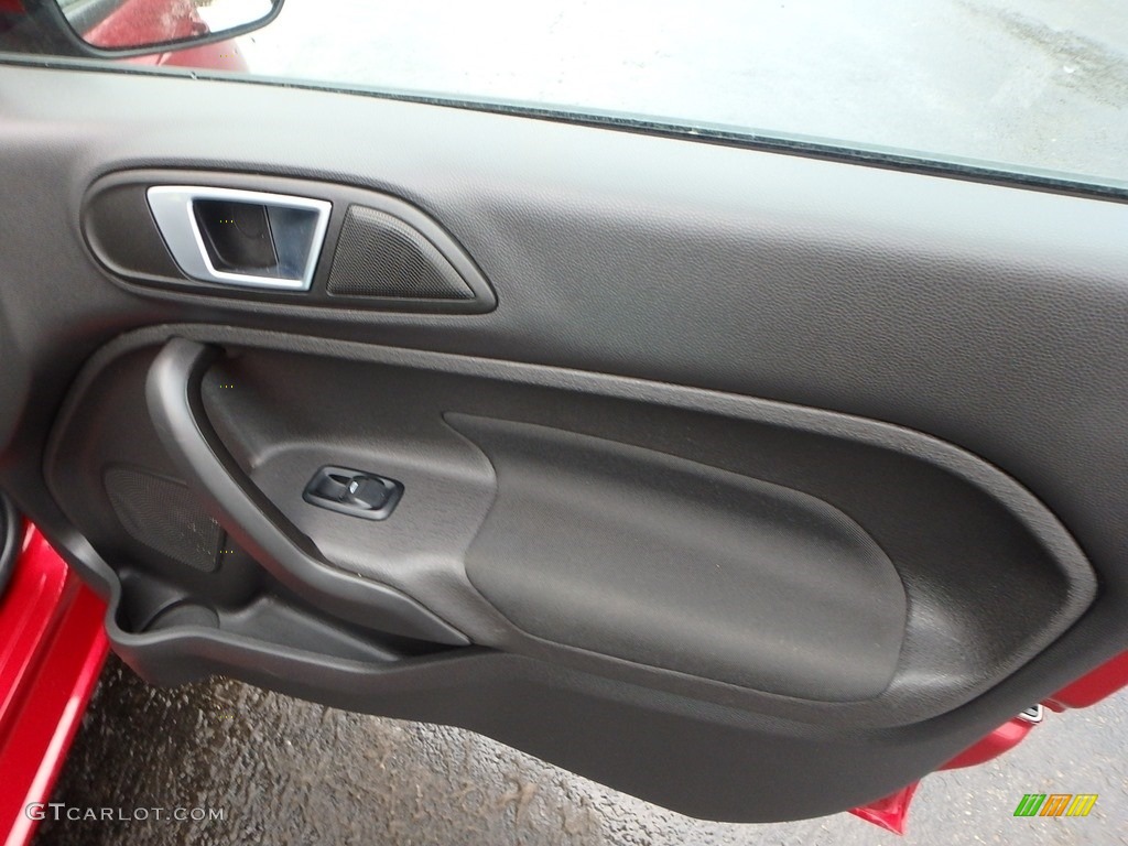 2016 Fiesta SE Sedan - Ruby Red Metallic / Charcoal Black photo #12