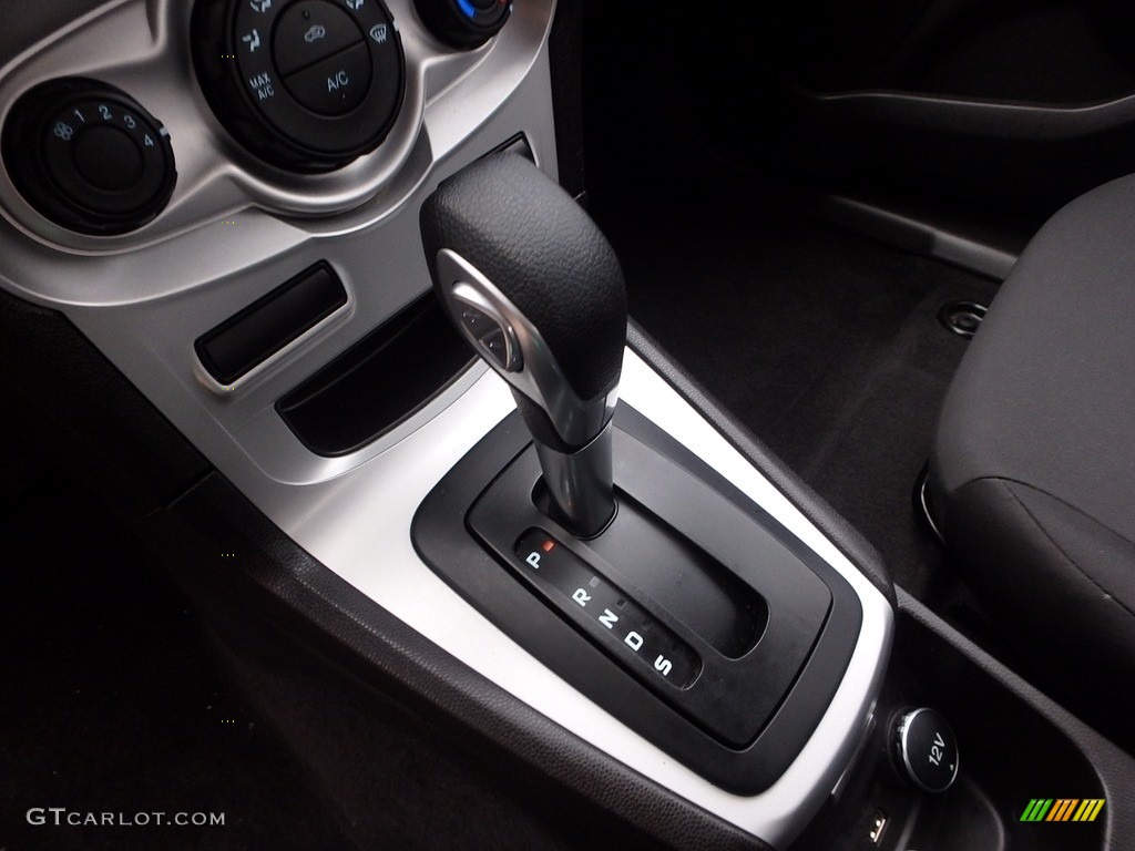 2016 Fiesta SE Sedan - Ruby Red Metallic / Charcoal Black photo #21