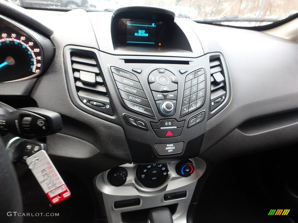 2016 Fiesta SE Sedan - Ruby Red Metallic / Charcoal Black photo #23