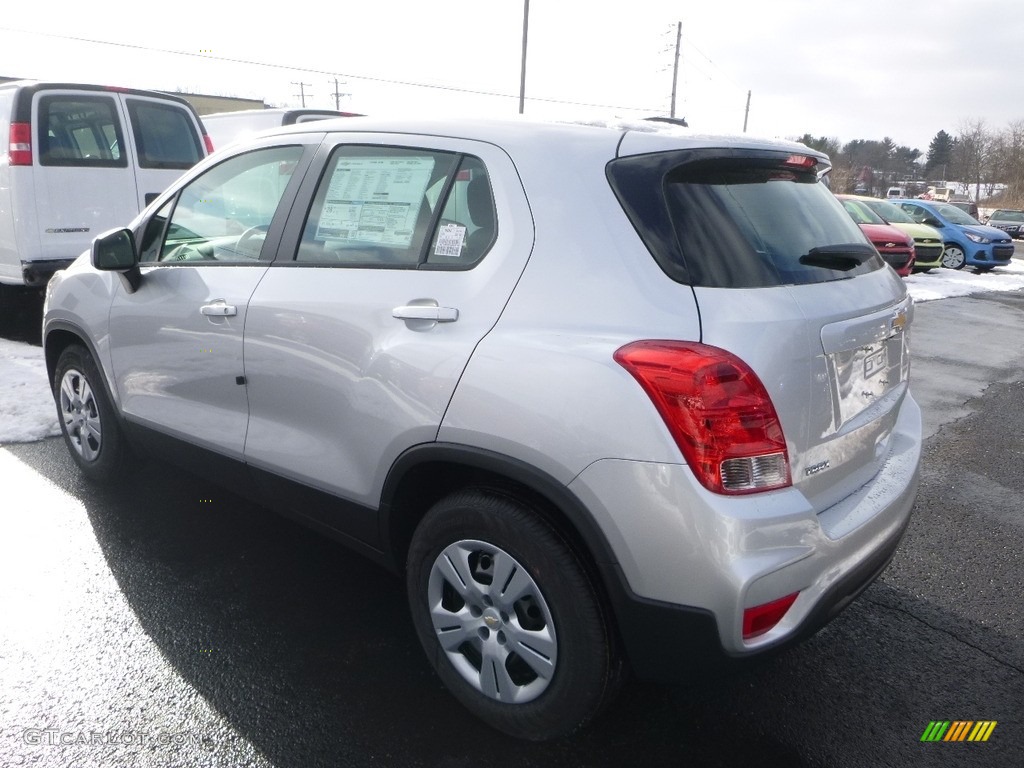 2018 Trax LS - Silver Ice Metallic / Jet Black photo #3