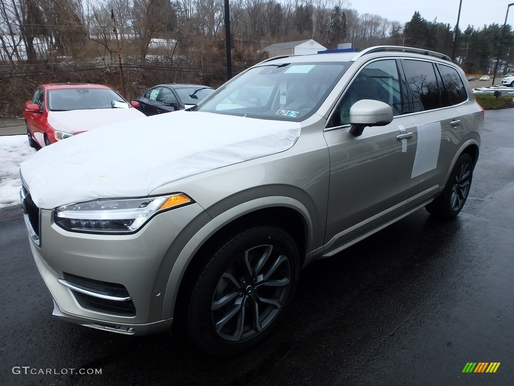 2018 XC90 T6 AWD Momentum - Luminous Sand Metallic / Blonde photo #5