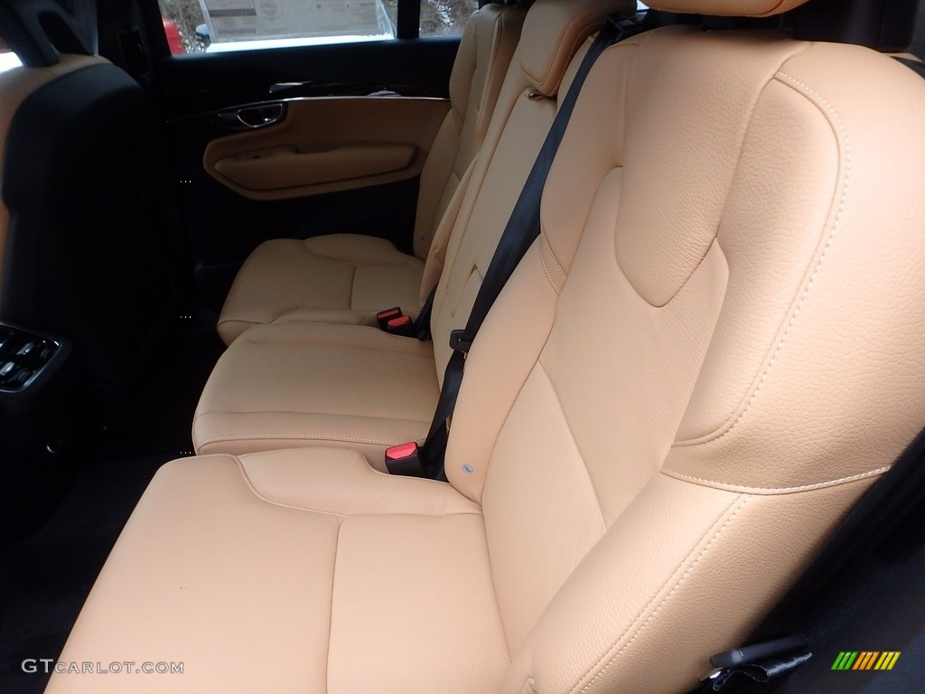 2018 XC90 T6 AWD Momentum - Pine Grey Metallic / Amber photo #8