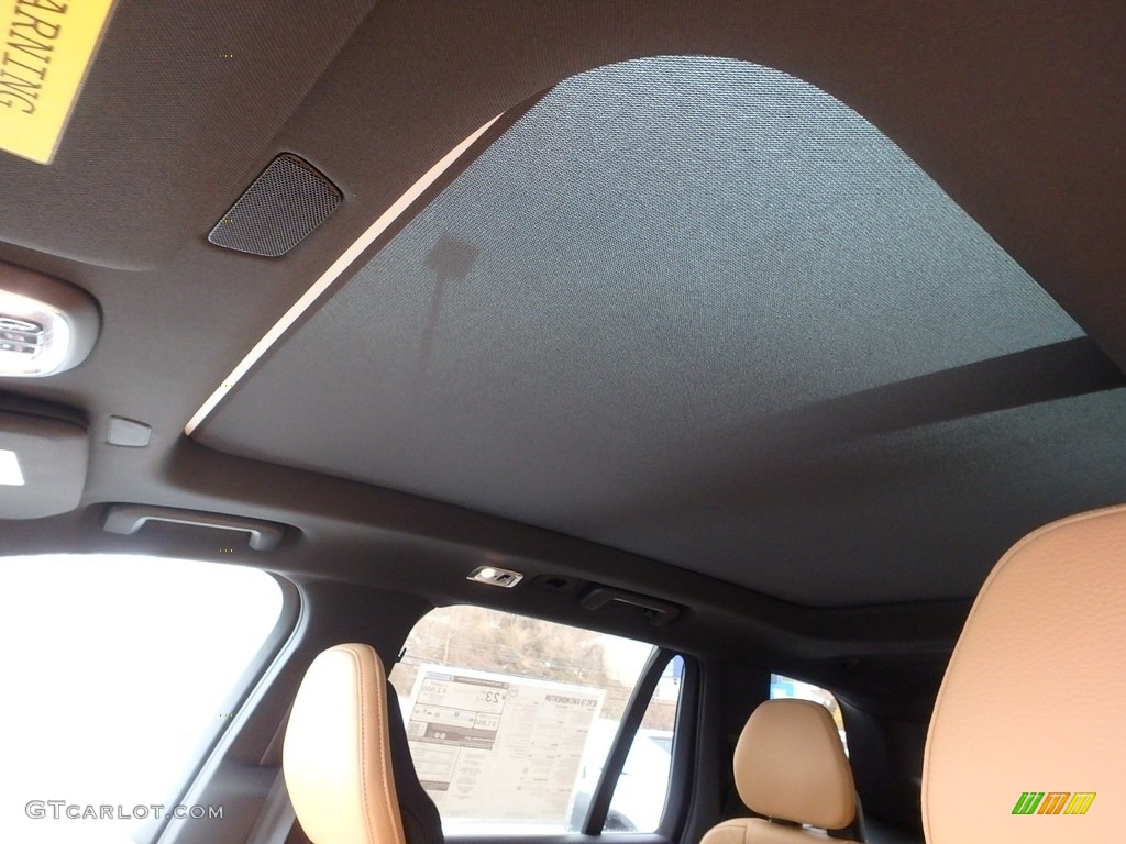 2018 XC90 T6 AWD Momentum - Pine Grey Metallic / Amber photo #13