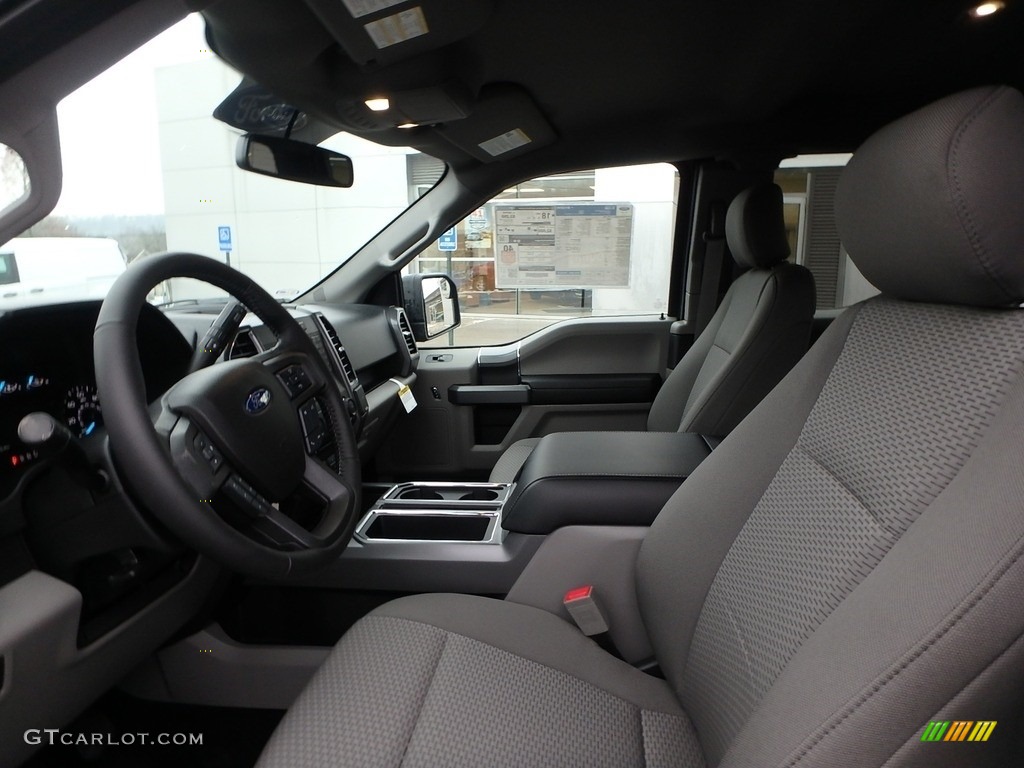 2018 Ford F150 XLT SuperCab 4x4 Front Seat Photo #124823837