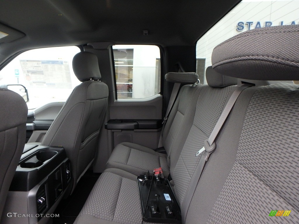 Earth Gray Interior 2018 Ford F150 XLT SuperCab 4x4 Photo #124823866