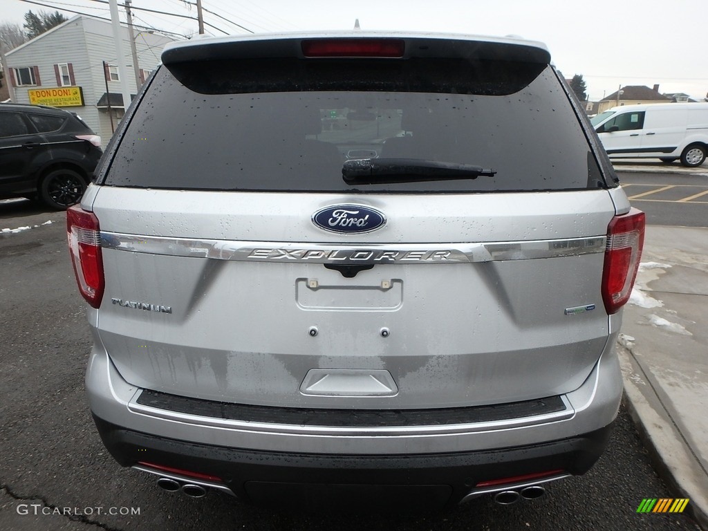 2018 Explorer Platinum 4WD - Ingot Silver / Ebony Black photo #6