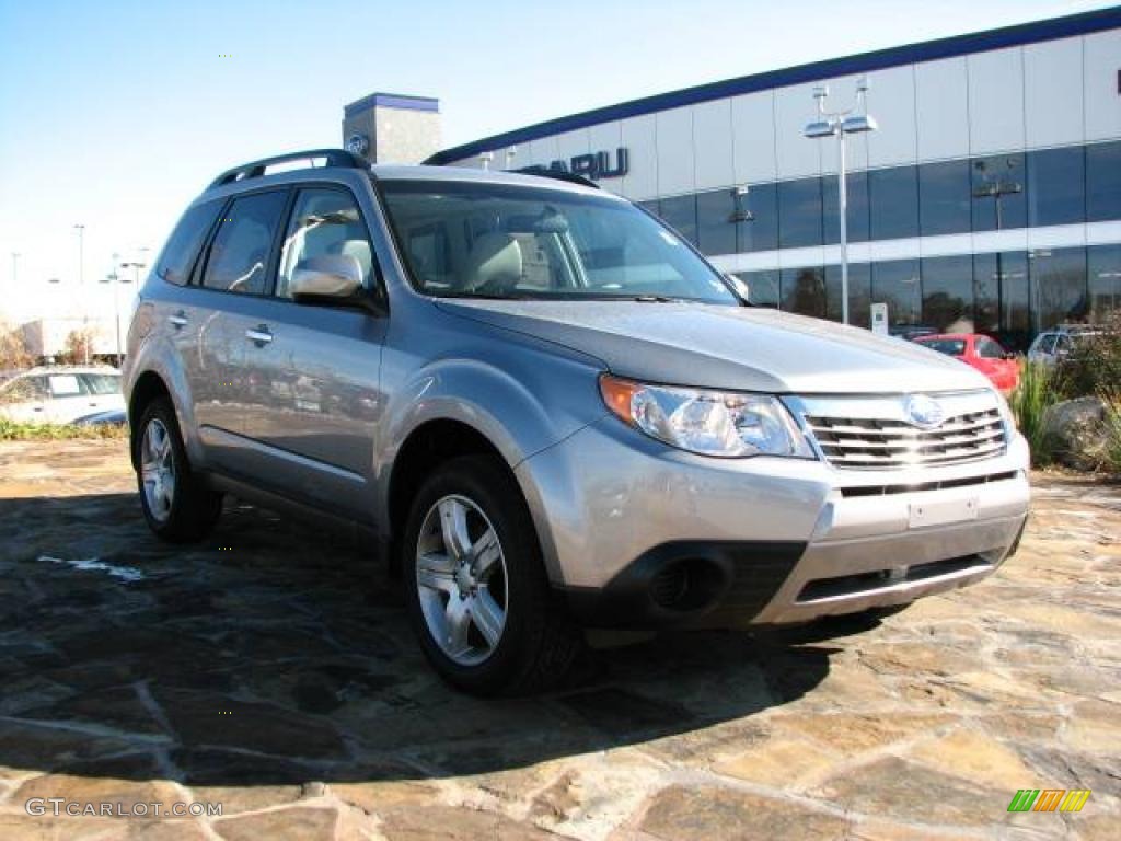 2009 Forester 2.5 X Premium - Spark Silver Metallic / Platinum photo #1