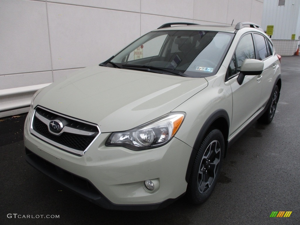 2013 XV Crosstrek 2.0 Premium - Desert Khaki / Black photo #10