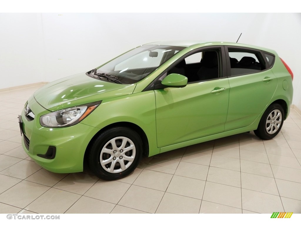 2013 Accent GS 5 Door - Electrolyte Green / Black photo #3