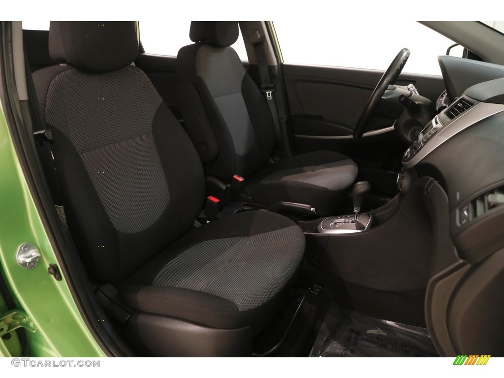 2013 Accent GS 5 Door - Electrolyte Green / Black photo #15